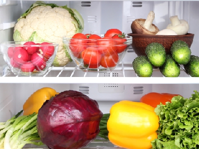alimentos dentro de un frigorífico